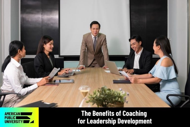 leader coaching a team