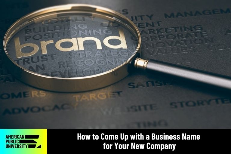 come-up-with-business-name magnifying glass highlighting business related words
