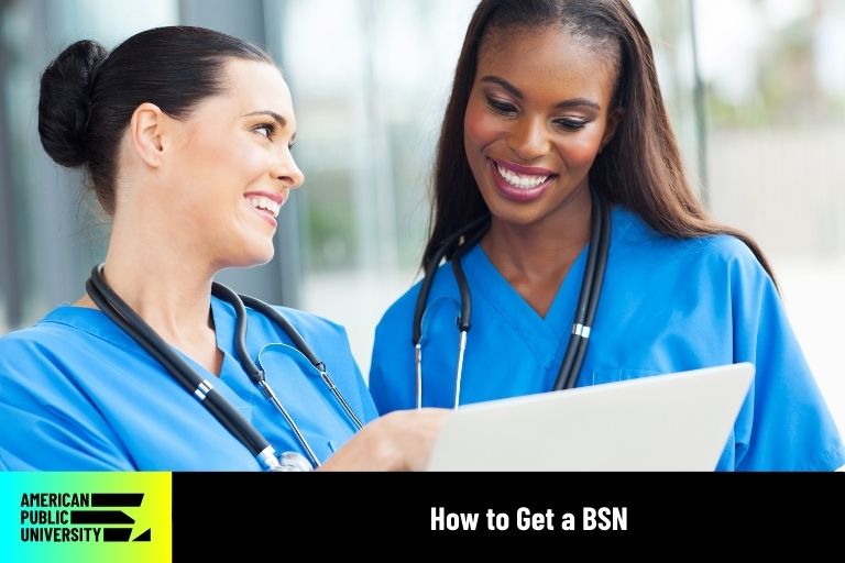 how-to-get-a-bsn BSN students looking at medical chart