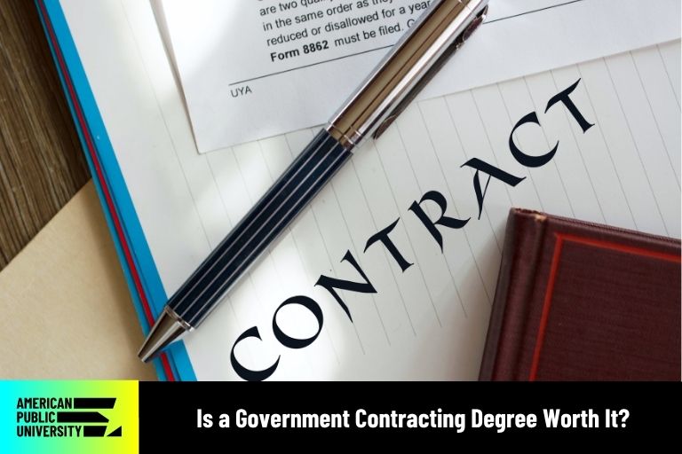 contract with pen