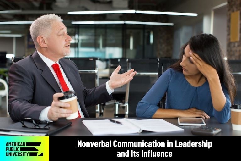 nonverbal-comm leader talking to a subordinate, not reading nonverbal queues