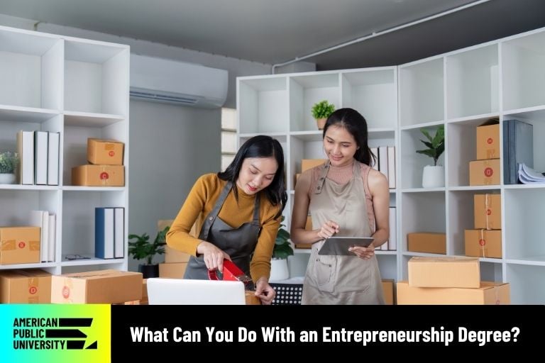 what-can-you-do-with-an-entrepreneurship-degree entrepreneurship degree students packing orders